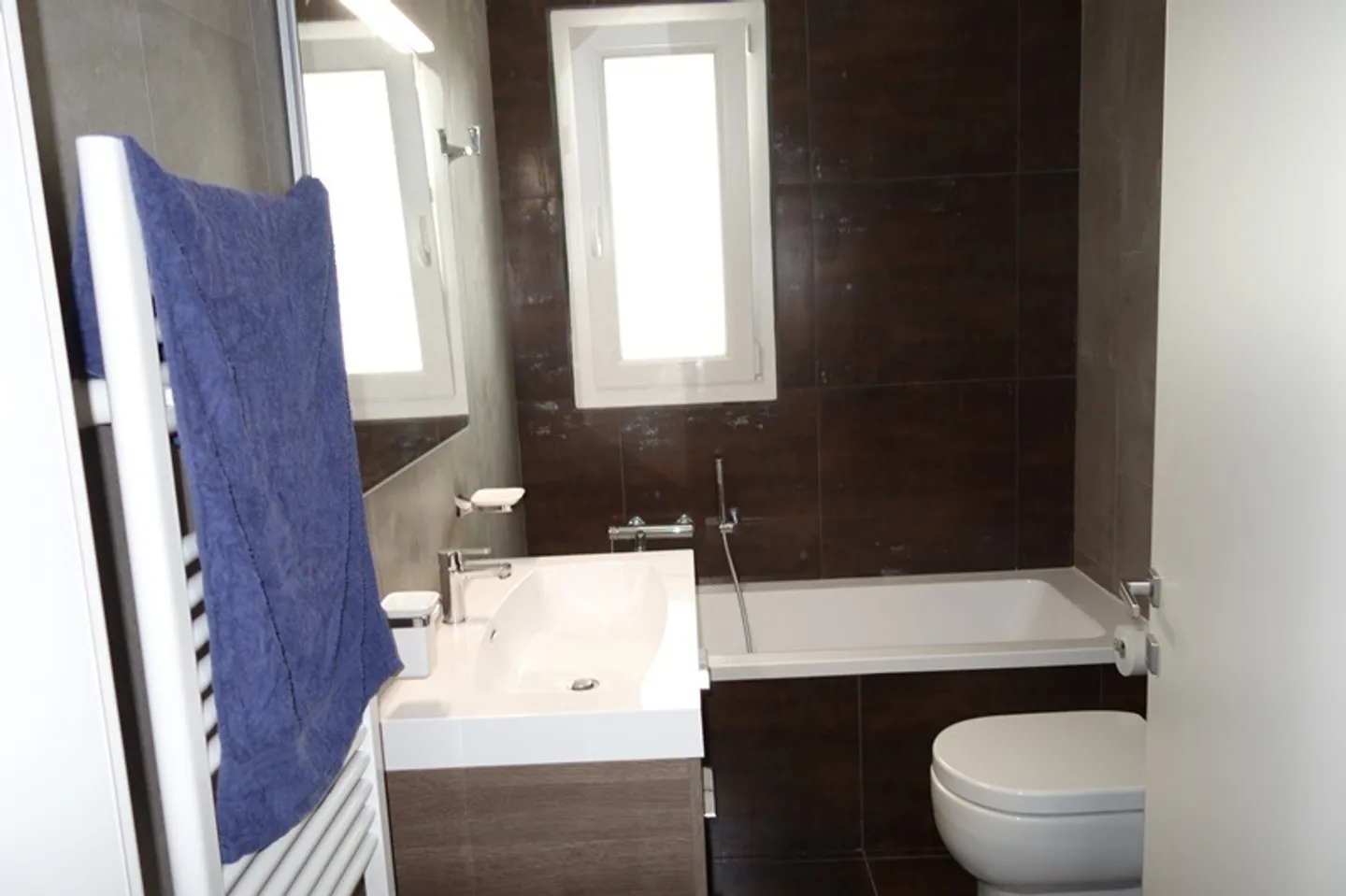 Schönes 4,5-Zimmer-Apartment in PPE, ideal gelegen und ruhig, zu einem sehr vernünftigen Preis verkauft - Foto 8 von 20