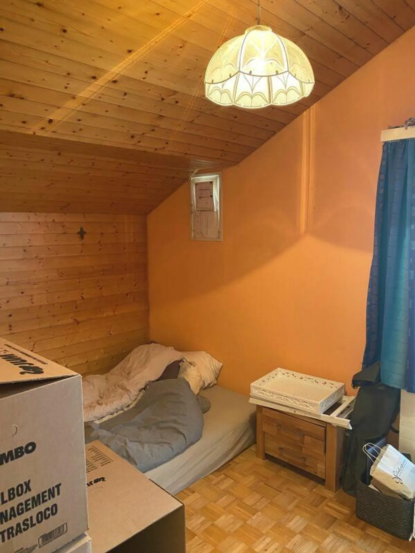 EFH | Large Garden | Sunny Quiet Location - Photo 13 of 20