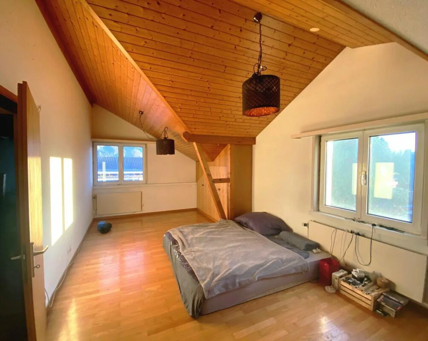 EFH | Large Garden | Sunny Quiet Location - Photo 15 of 20