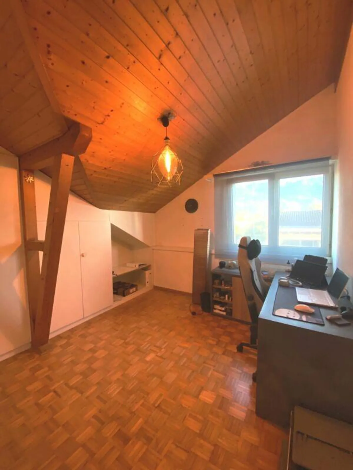 EFH | Large Garden | Sunny Quiet Location - Photo 14 of 20