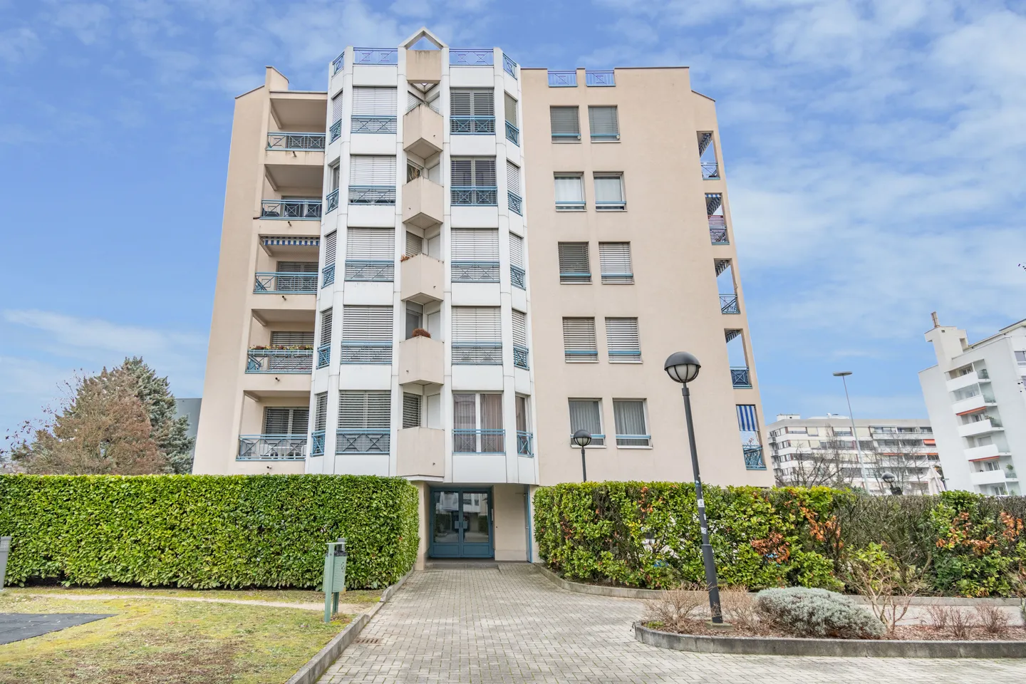 Nazioni / ONU – Posto auto interno - Foto 1 di 1