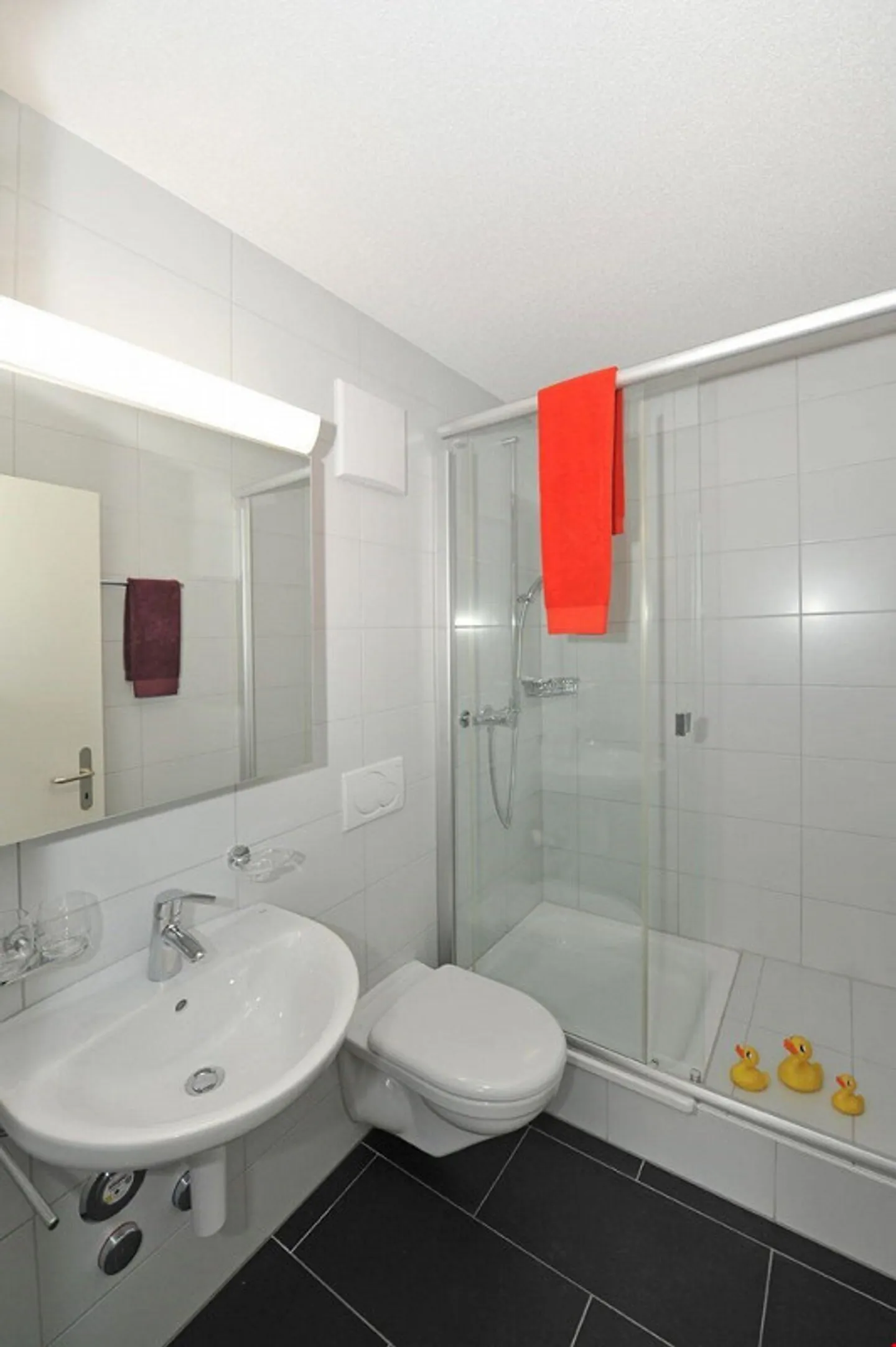 Modernes Apartment am Könizbergwald - Foto 2 von 8