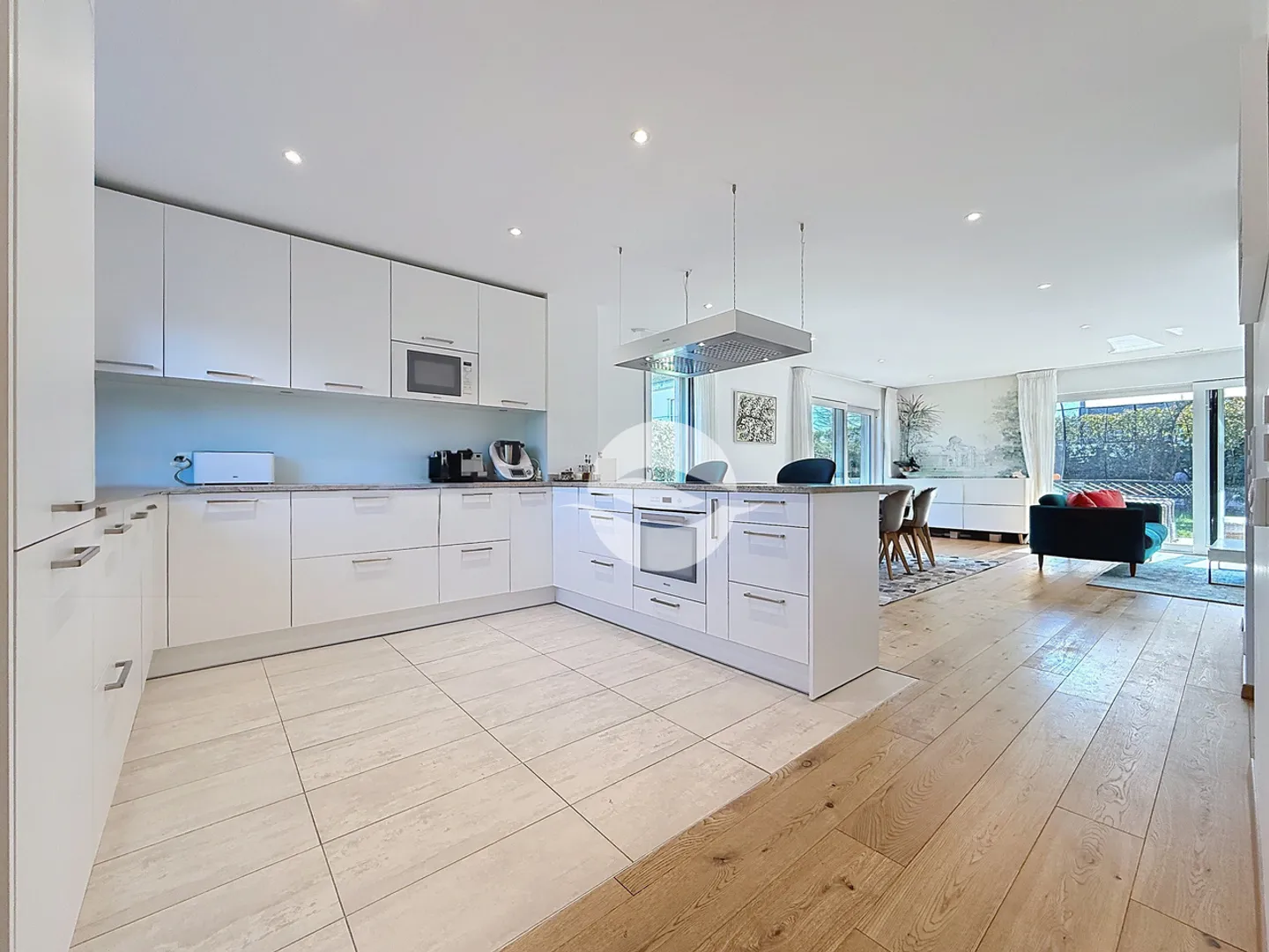 Schöne Doppelhaushälfte mit Garten - Foto 2 von 13