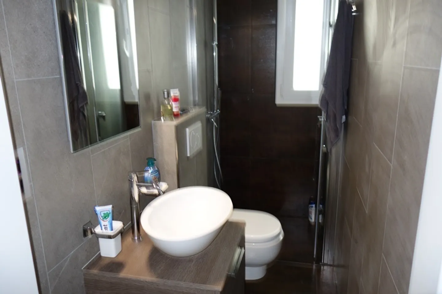 Schönes 4,5-Zimmer-Apartment in PPE, ideal gelegen und ruhig, zu einem sehr vernünftigen Preis verkauft - Foto 15 von 20