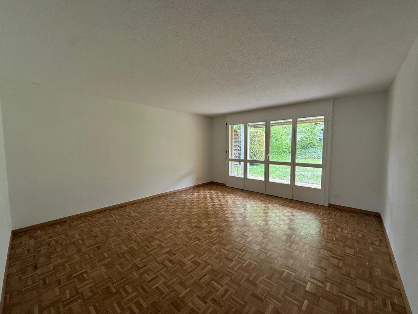 Stilvolle 3½-Zimmer-Wohnung mit Garten - Foto 5 von 8