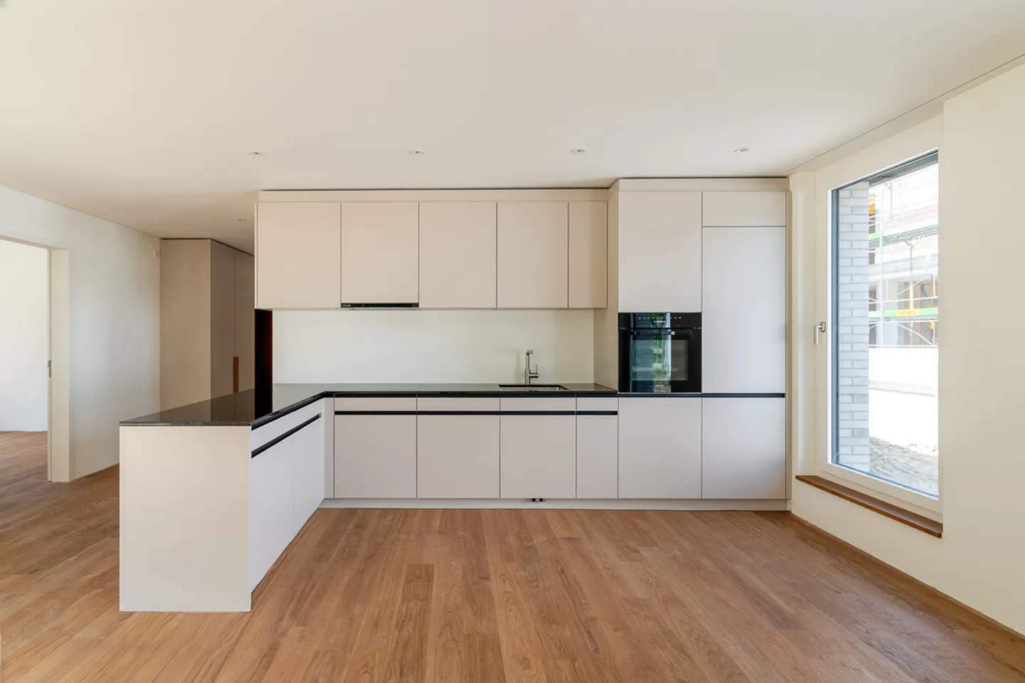 Neues Einfamilienhaus mit Garten - Foto 2 von 7