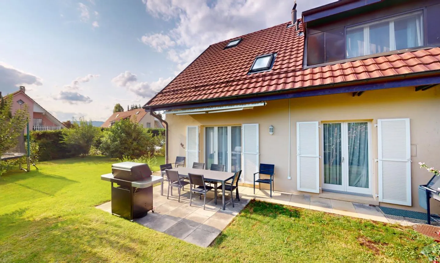 Charming Family House in the Heart of Etoy - Photo 3 of 13