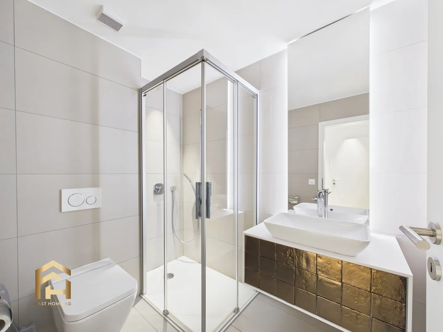 Above the rooftops of Naters - Modern penthouse apartment with exclusive kitchen - Photo 7 of 13