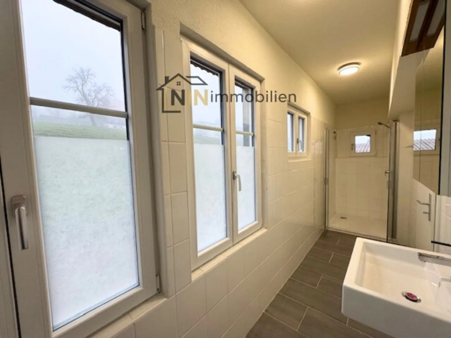 SOFORT BEZUGSBEREIT UND MÖBLIERT - Foto 6 di 7