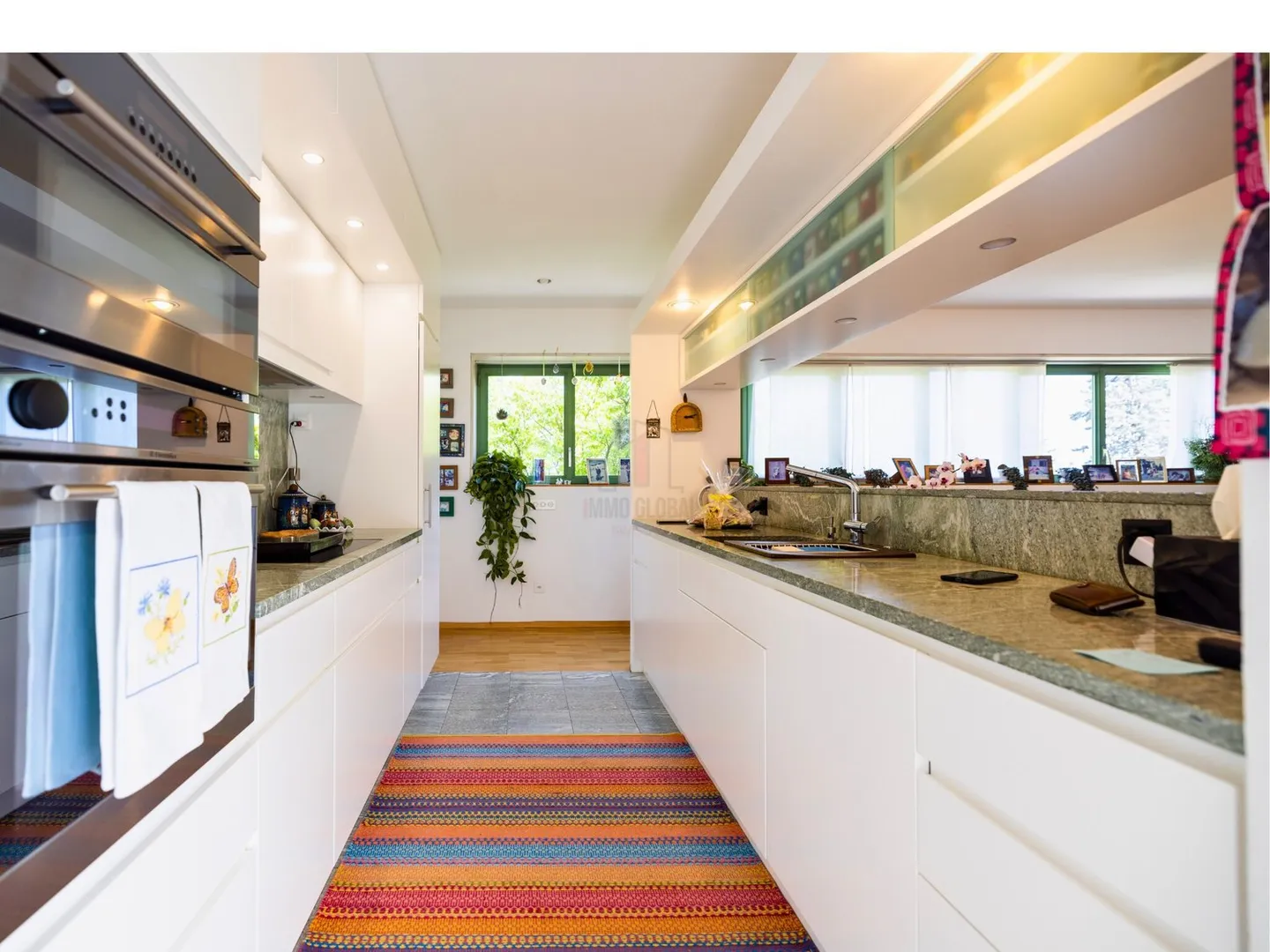 Geräumiges Familienhaus mit Seeblick - Foto 4 von 13