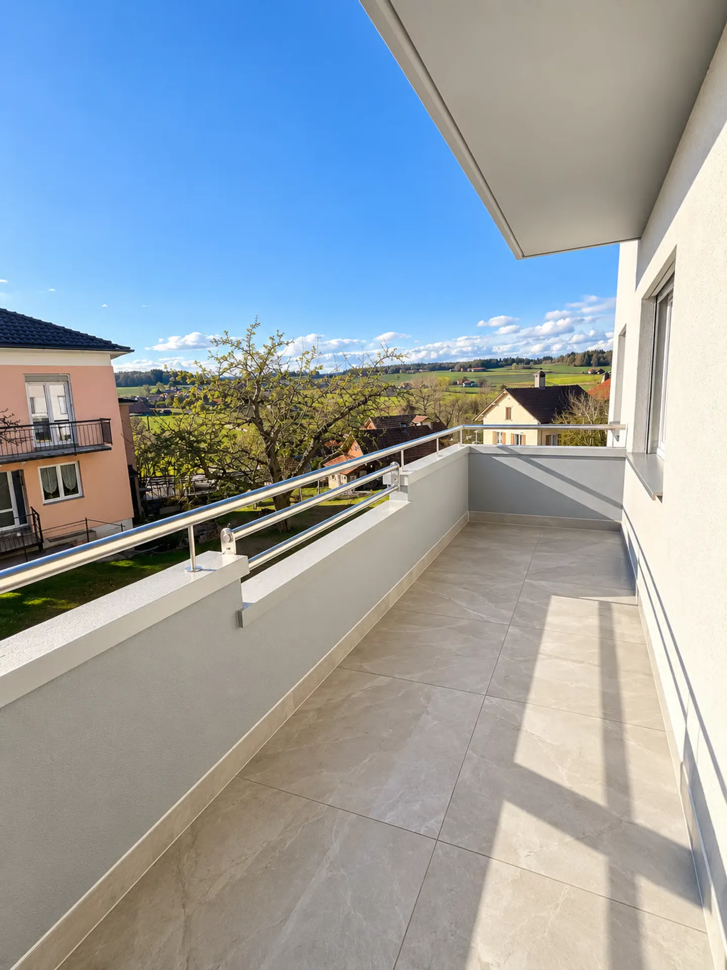 Appartement rénové à Romont - Photo 5 sur 8