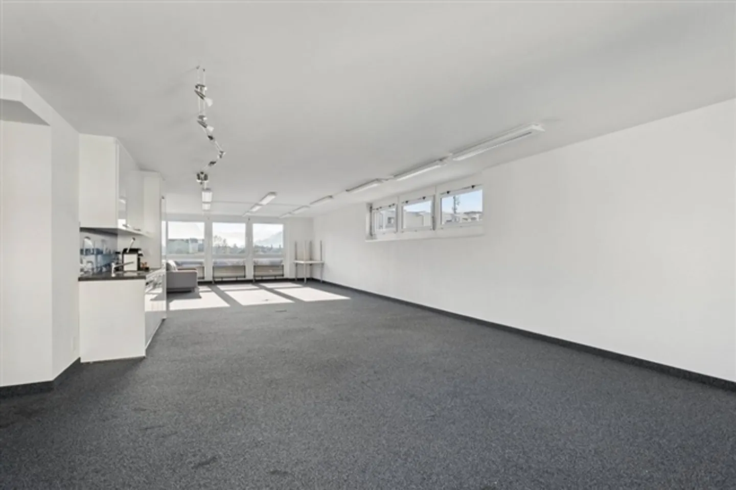 Spazio ufficio spazioso a Buchs - Foto 10 di 11