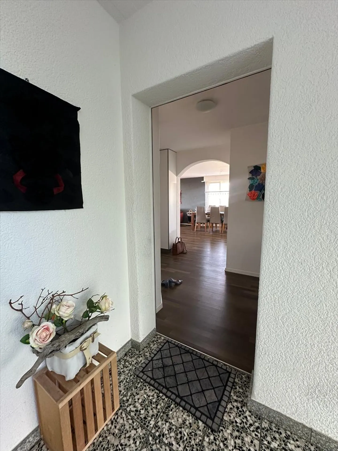 Exclusive 4.5 Room Apartment with Comfort and Quality of Life - Photo 7 of 12
