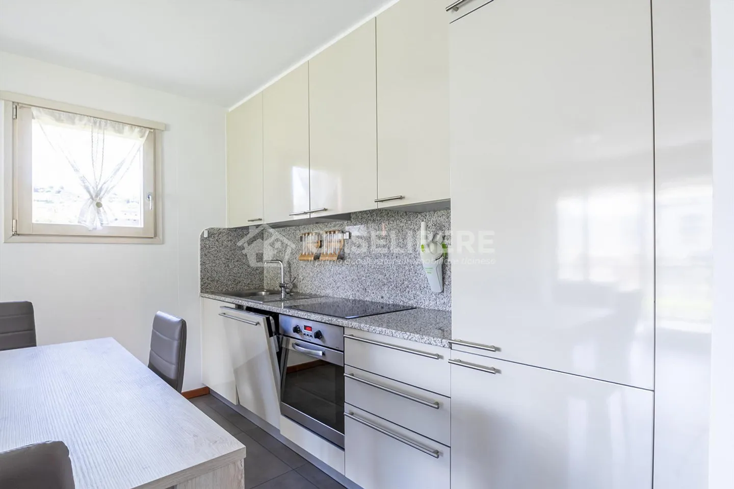 2.5 FURNISHED ROOMS PREGAZIONA LUGANO - Photo 3 of 10