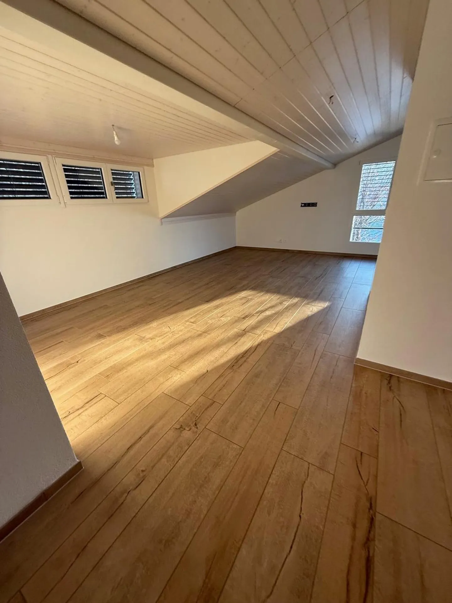 In vendita appartamento di 3,5 locali mansardato a Montagny-la-Ville (FR) - Foto 4 di 6