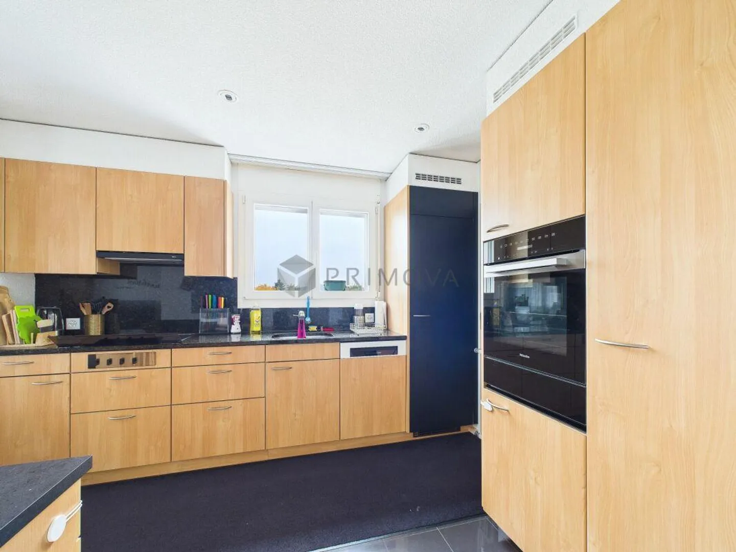 Representative 4.5 room apartment with plenty of light and space - Photo 5 of 9