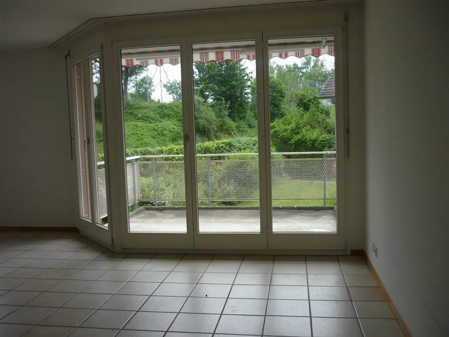 Spacious, quiet 2.5-room apartment with balcony - Photo 8 of 10