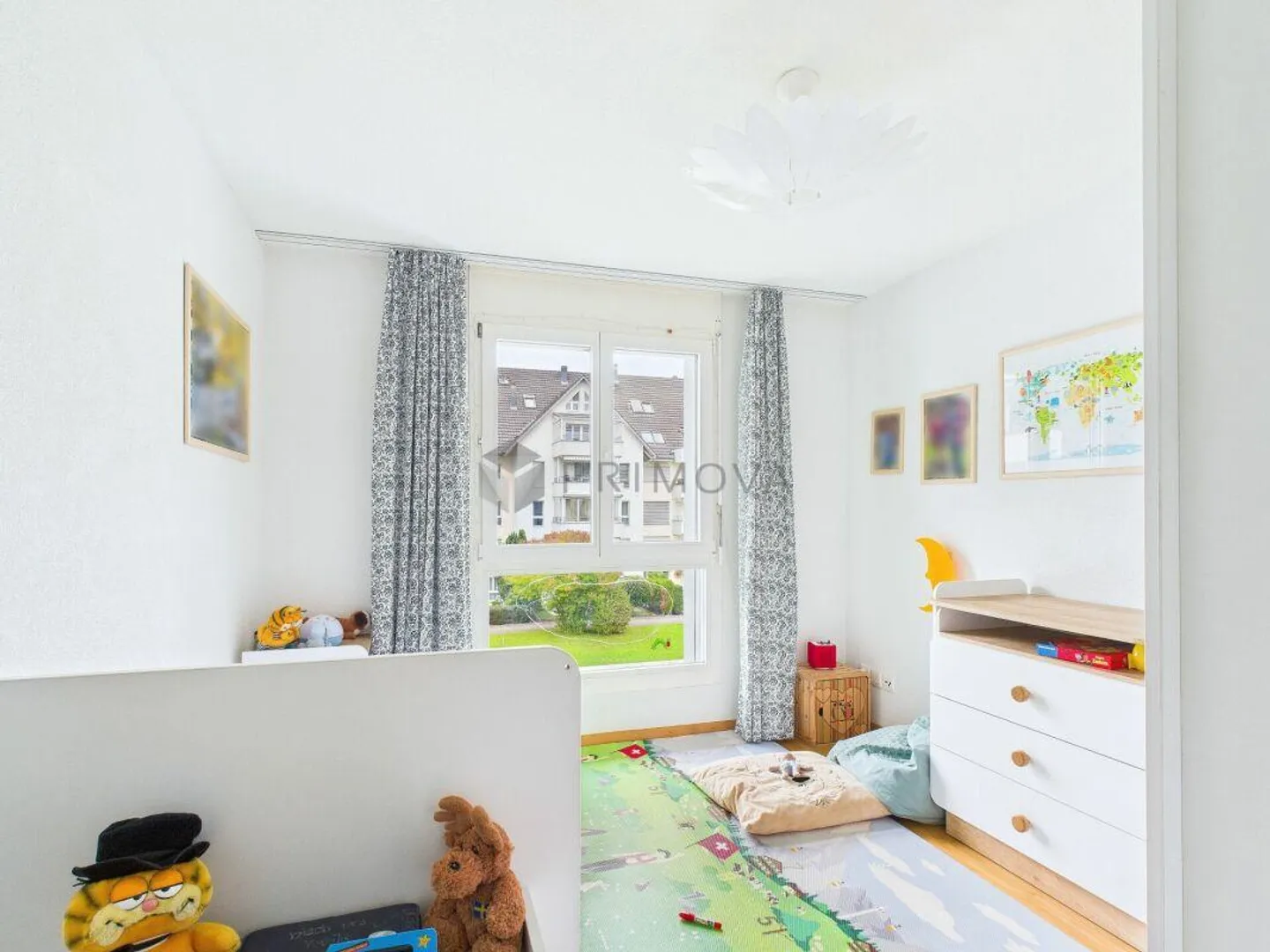 Representative 4.5 room apartment with plenty of light and space - Photo 7 of 9