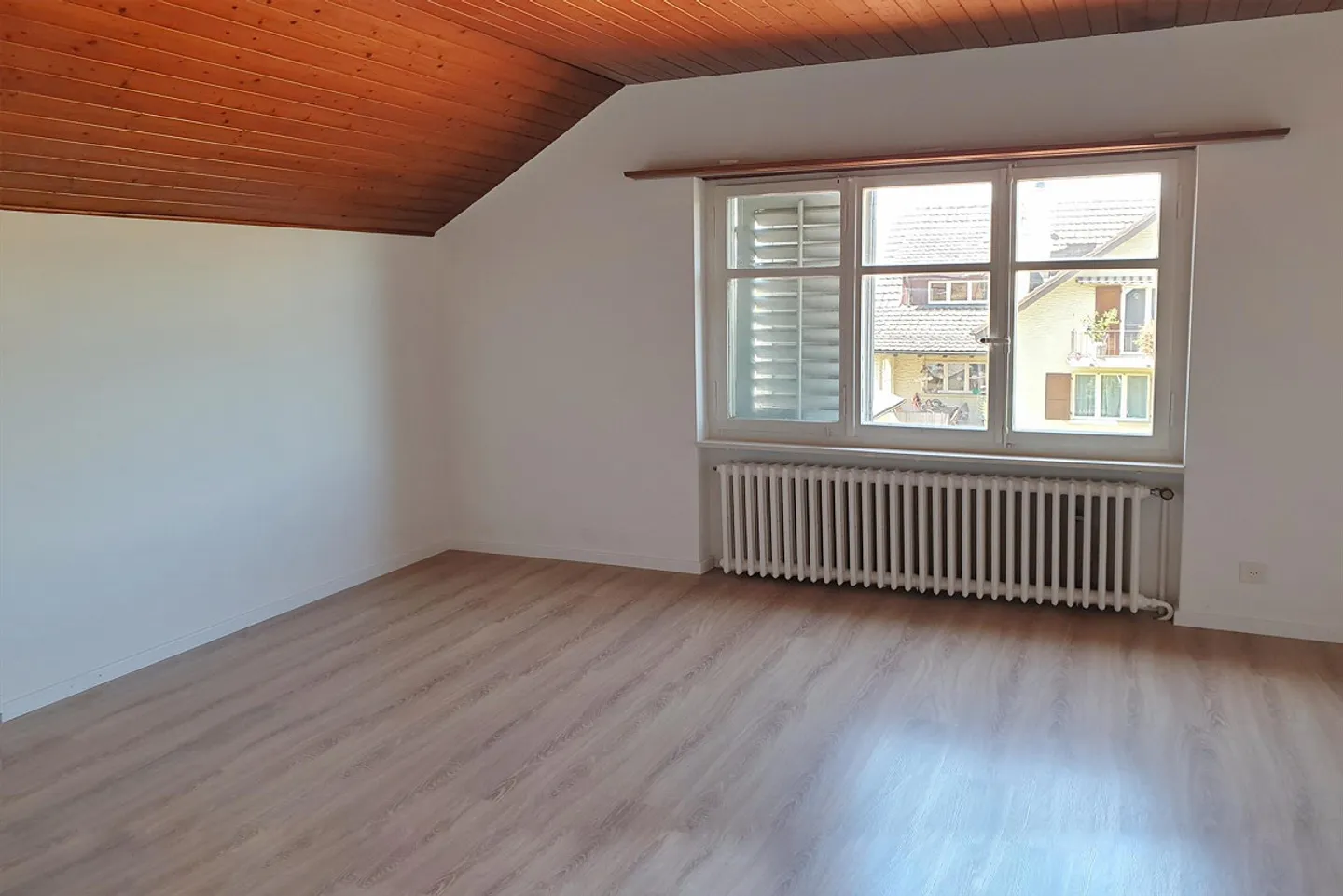 Limitato fino al 30.9.2026 - Appartamento d'epoca di 3,5 stanze con fascino - Foto 2 di 14