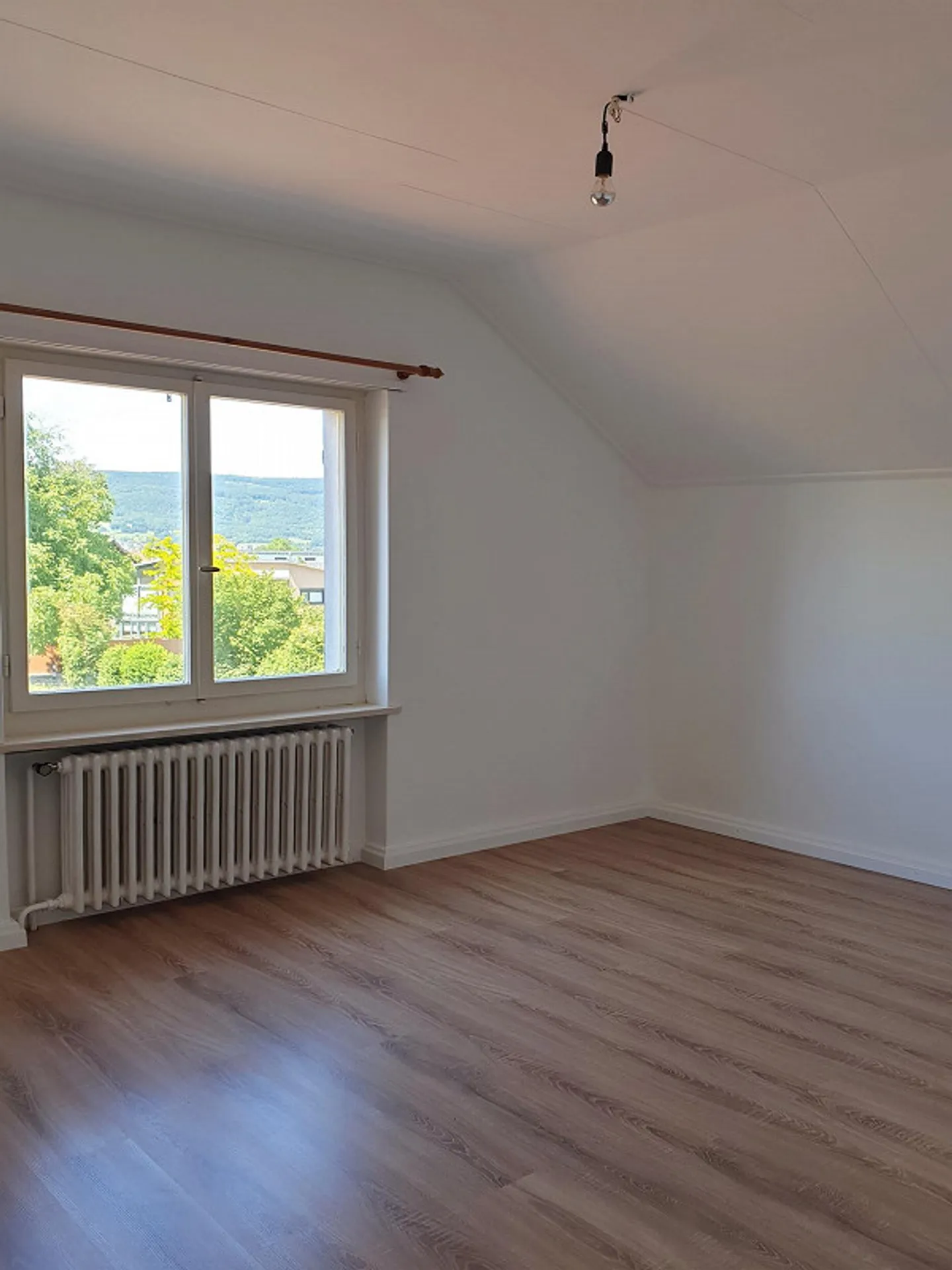 Limitato fino al 30.9.2026 - Appartamento d'epoca di 3,5 stanze con fascino - Foto 4 di 14