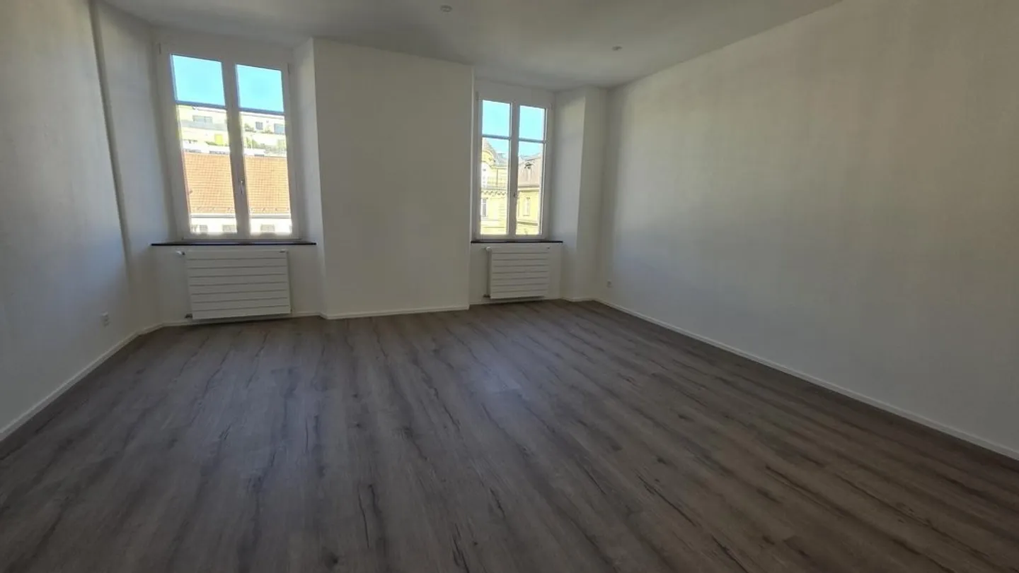 5 ROOMS OF STANDING COMPLETELY RENOVATED - Photo 8 of 11