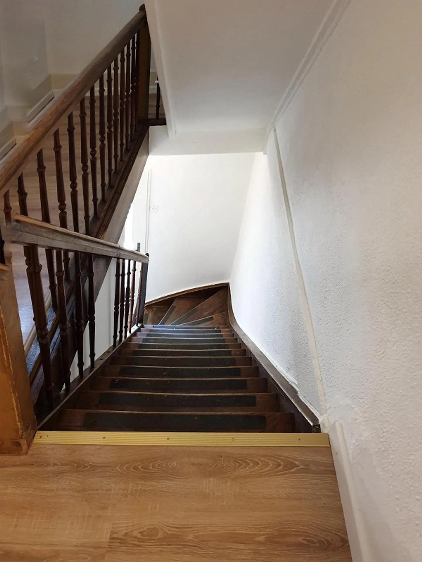 Limitato fino al 30.9.2026 - Appartamento d'epoca di 3,5 stanze con fascino - Foto 10 di 14