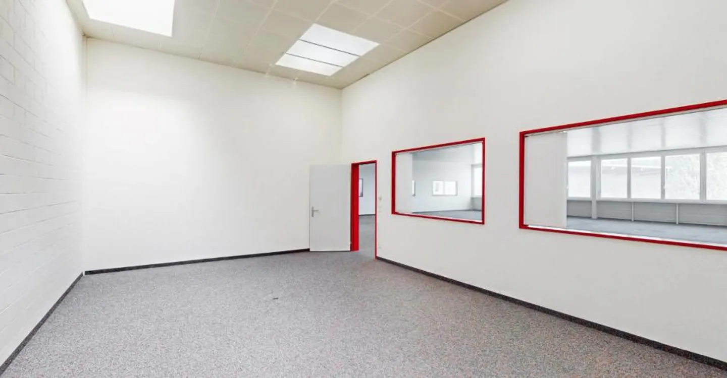 Flexible spaces with various usage options in a conveniently located area - Photo 1 of 7