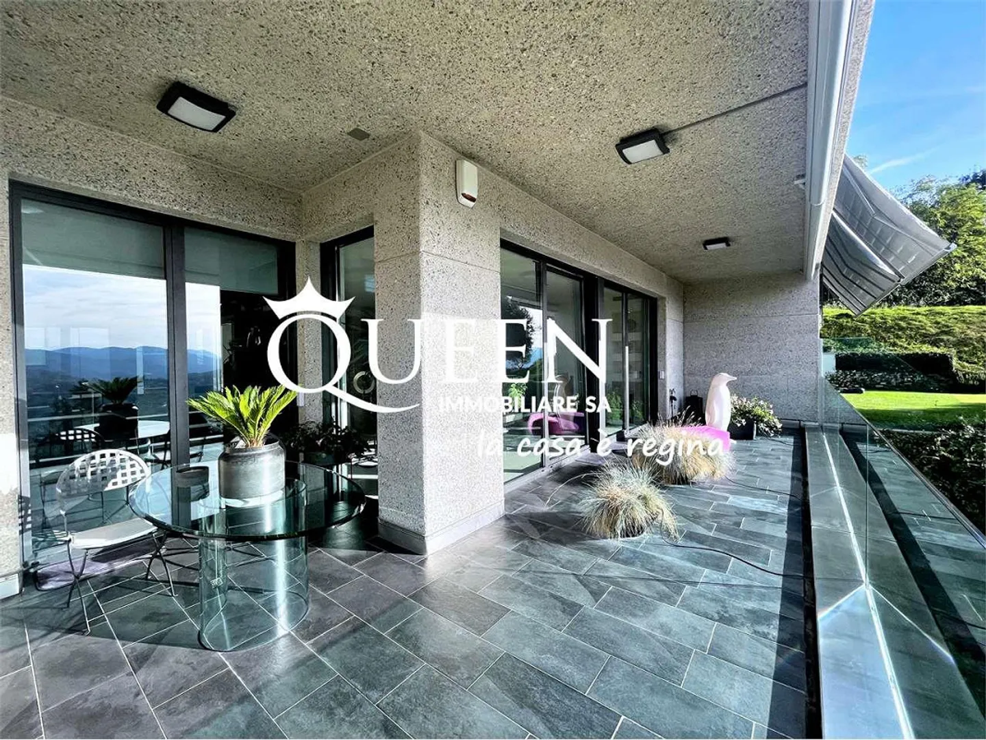 Aldesago : Penthouse avec 5,5 pièces, 320 m², terrasse sur le toit, jacuzzi, vue sur le lac - Photo 6 sur 13