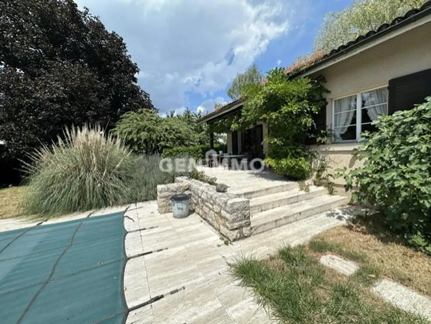Incantevole Casa Familiare con Piscina - Foto 3 di 7