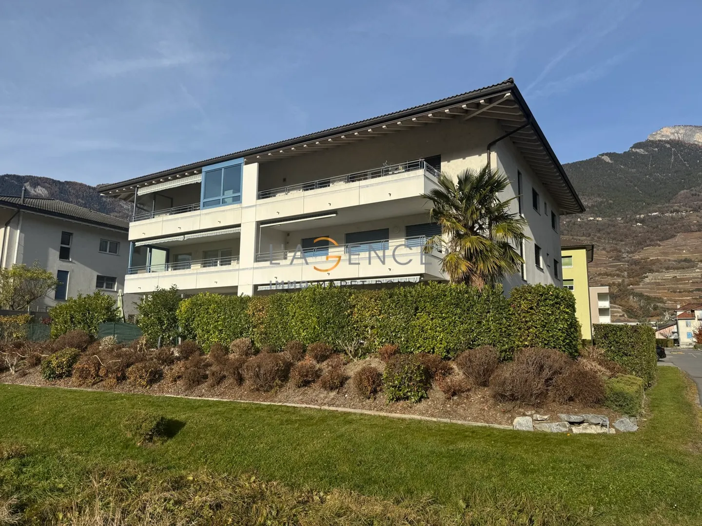 Geräumige 4,5-Zimmer-Wohnung mit großem Balkon - Foto 1 von 6