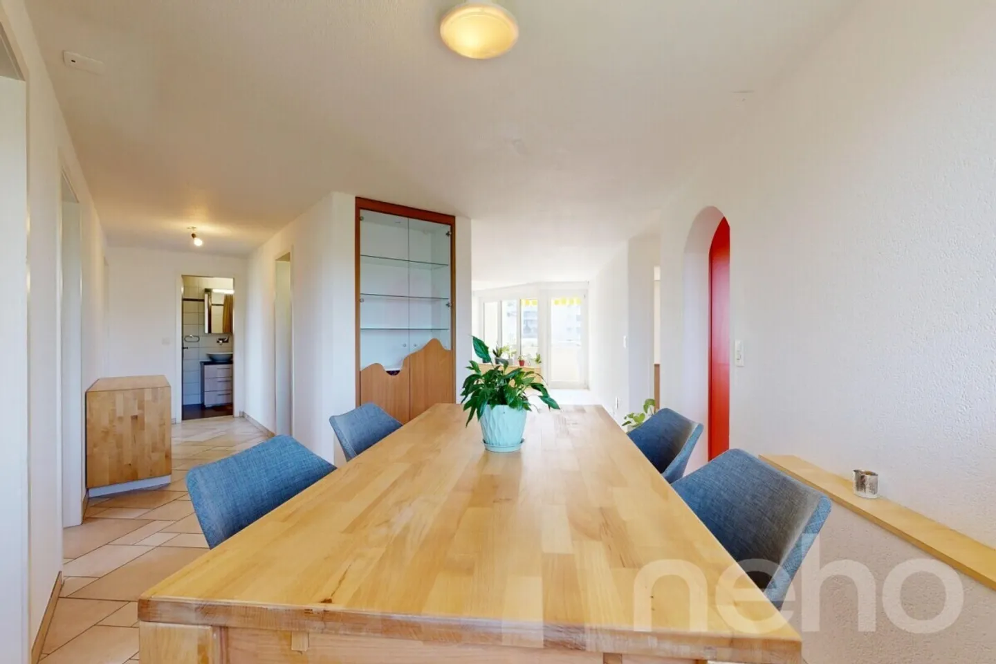 Appartement spacieux de 5,5 pièces avec 2 balcons et ascenseur - Photo 12 sur 12