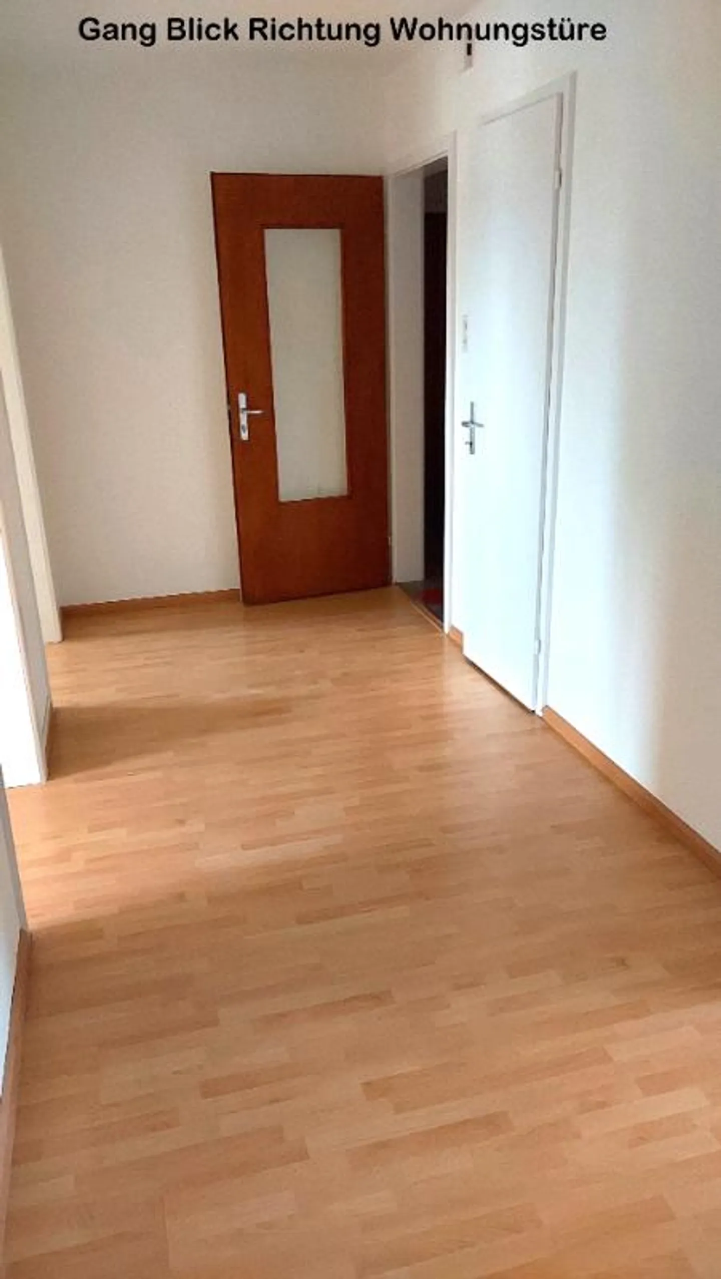 3 Room Attic Apartment - Photo 4 of 5