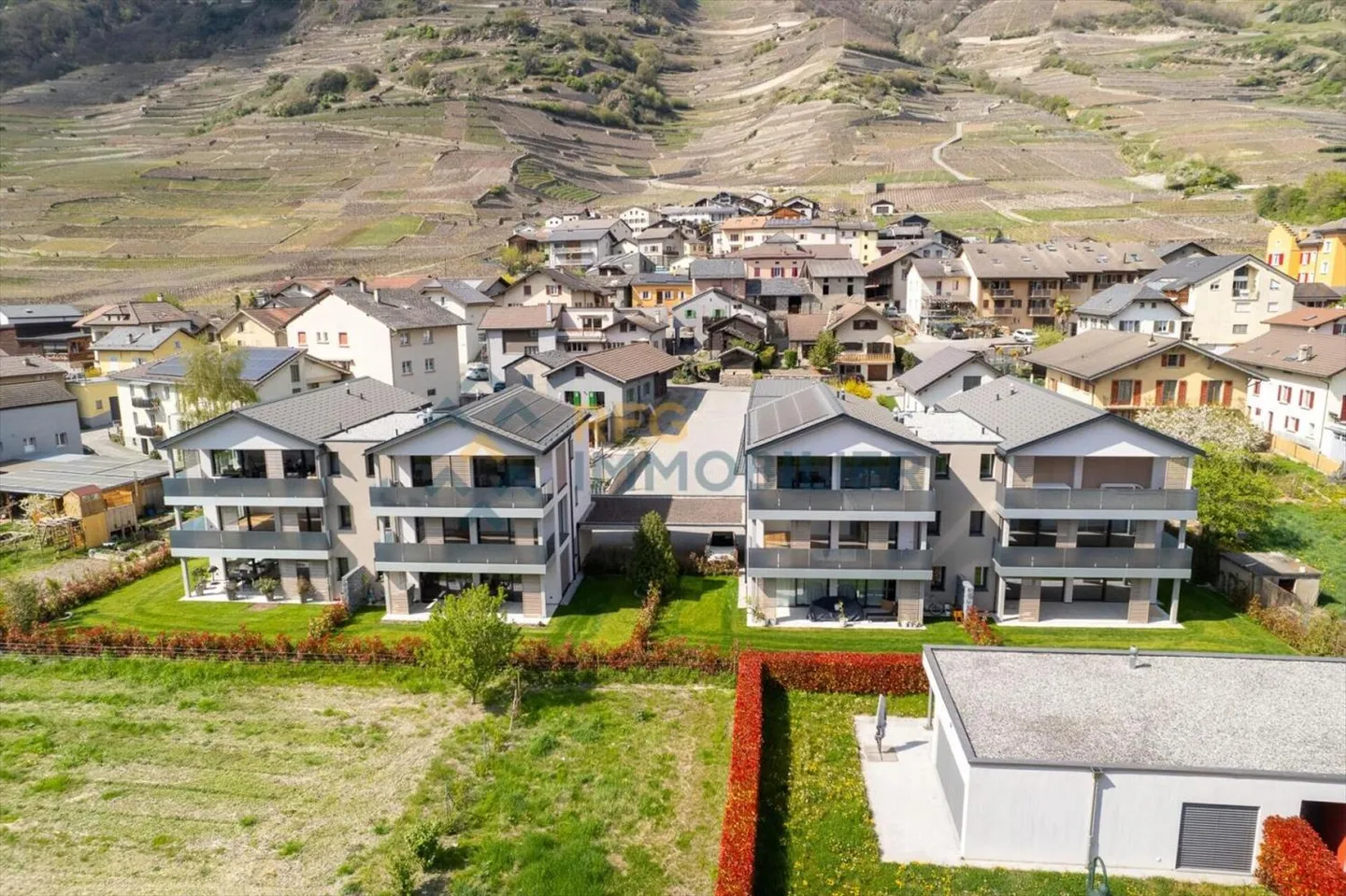 Appartement à vendre - Photo 3 sur 13