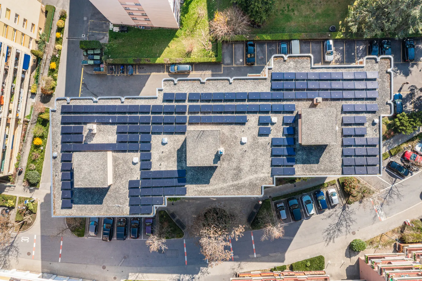 Superbe appartement avec grand séjour à proximité du lac à Clarens - Foto 13 von 14