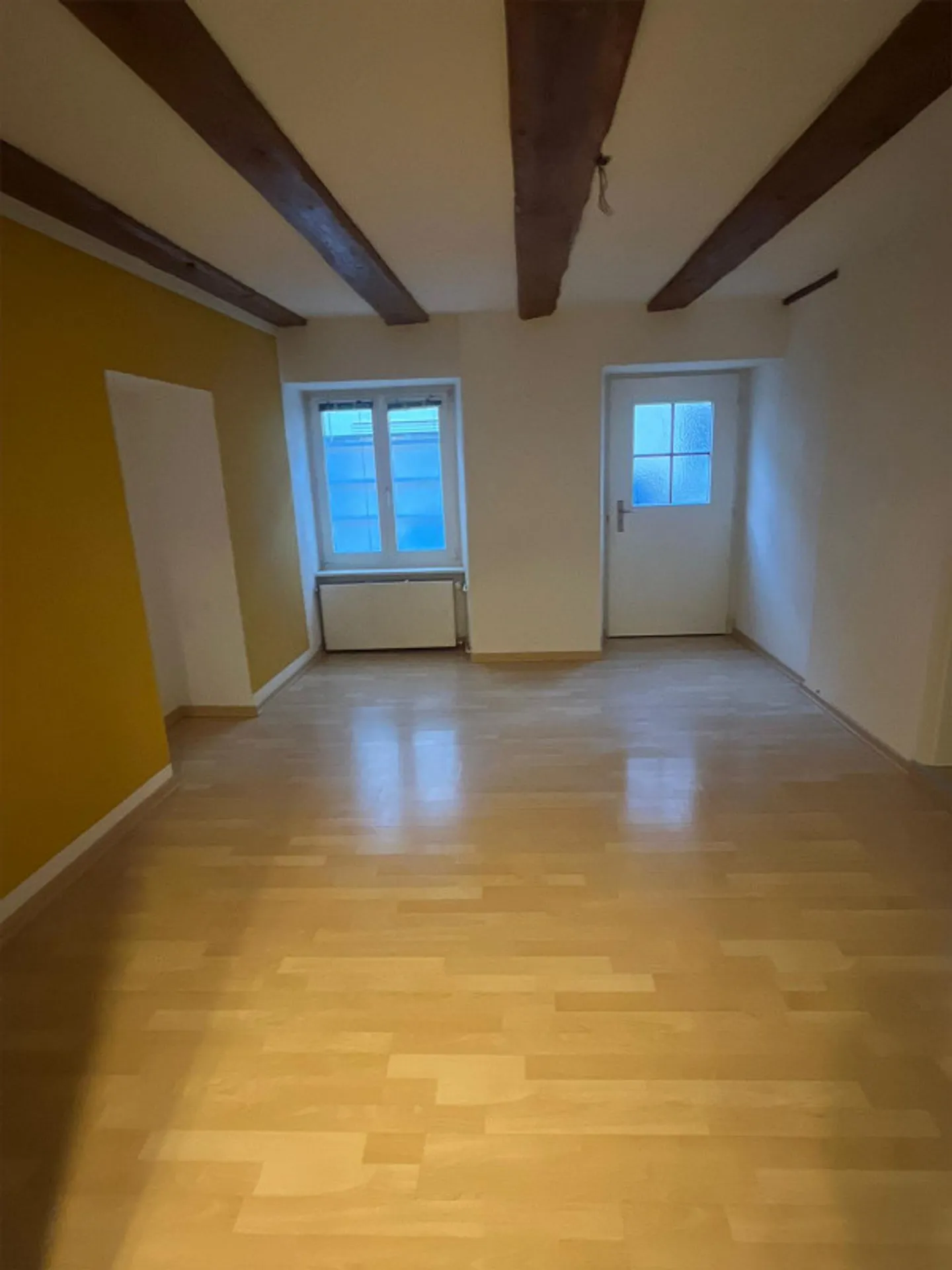 Charmante appartement neuf de 2,5 pièces dans un endroit calme de Neunkirch - Photo 6 sur 7