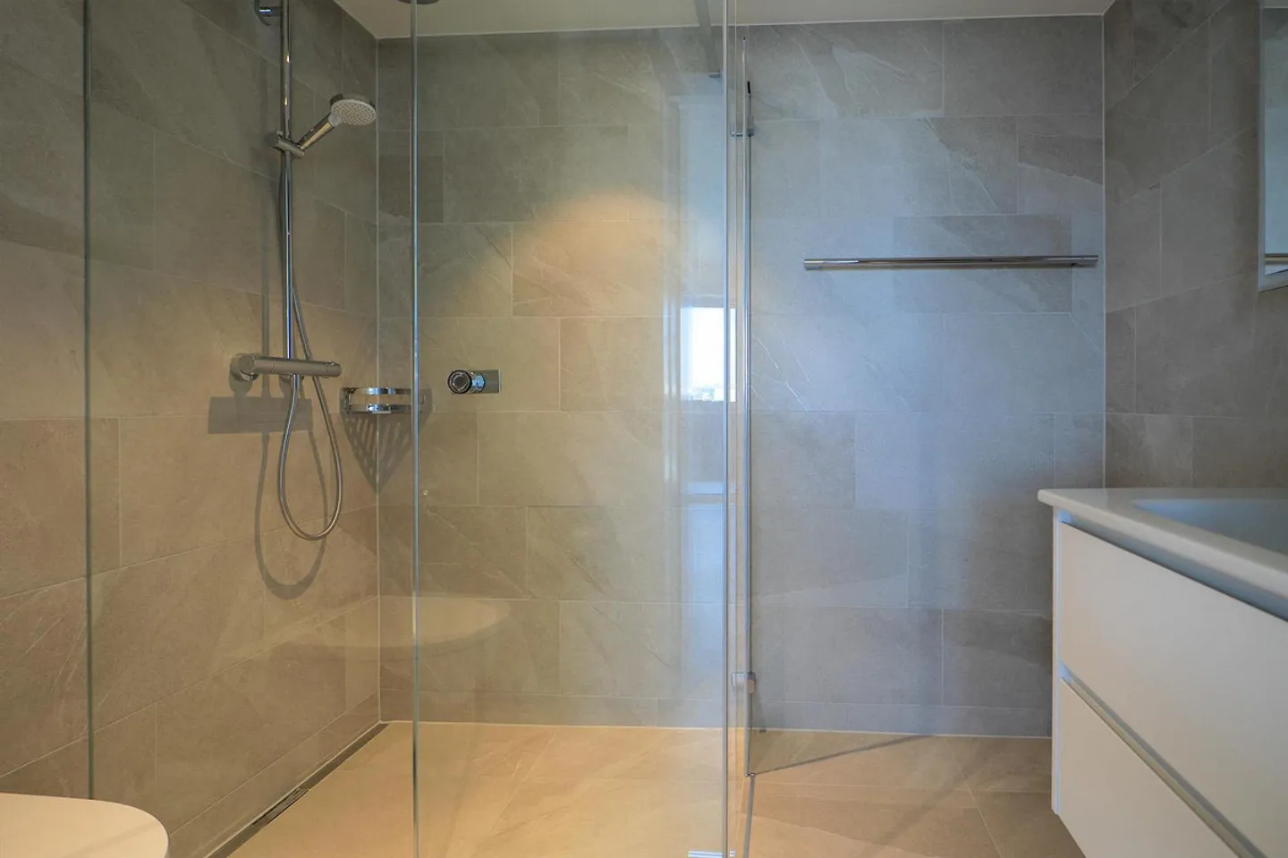 Appartamento 2.5 stanze a Zurigo - Foto 7 di 9