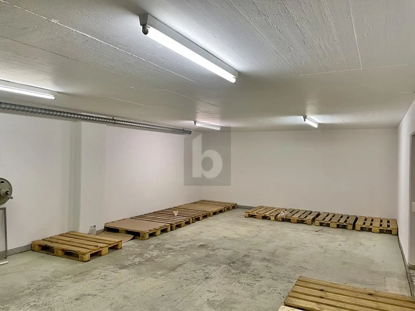 «MOLTO SPAZIO, IN UNA POSIZIONE CENTRALE» - Foto 1 di 5