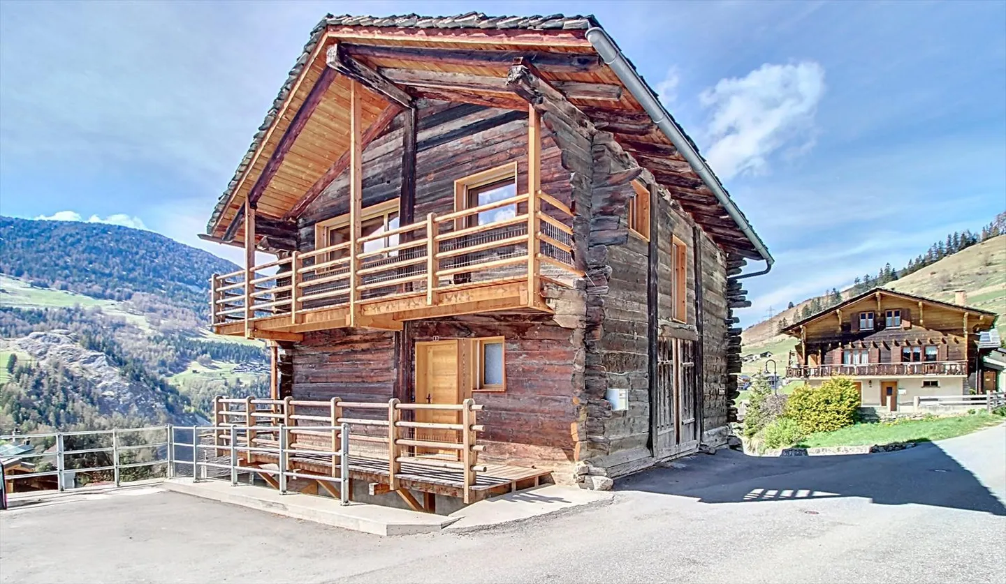 Chalet di 4,5 locali - Foto 1 di 13