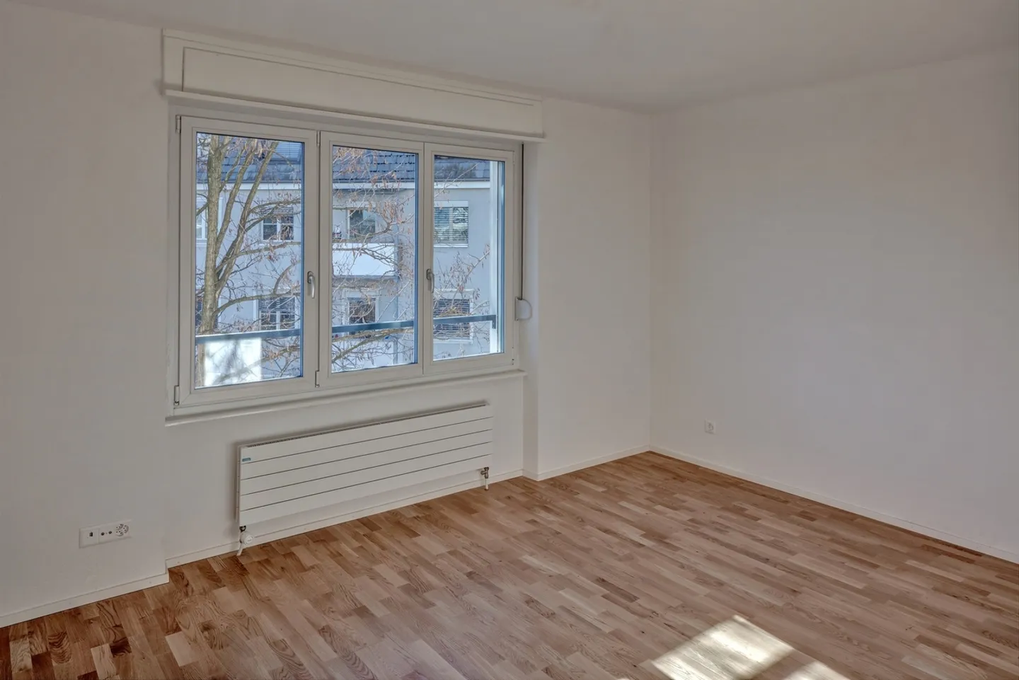 RENT WITHOUT DEPOSIT - Elegant Living in Basel - Photo 8 of 10