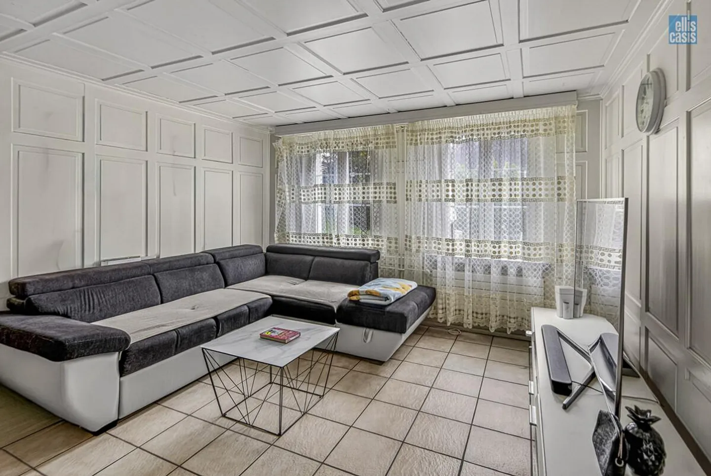 Modernes Mehrfamilienhaus in Russikon - Foto 4 von 22