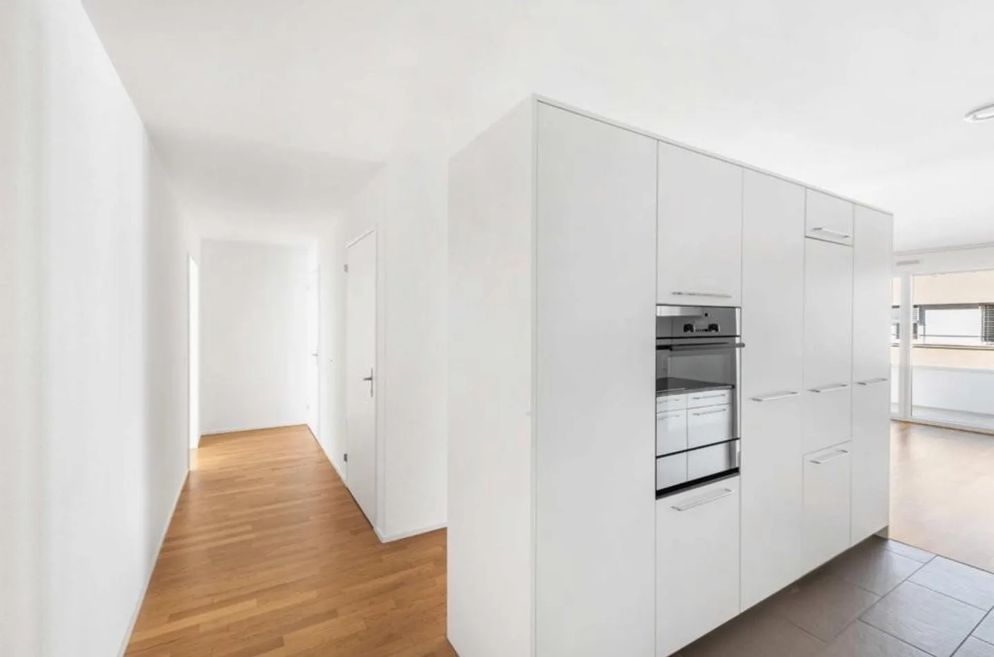 RENT WITHOUT DEPOSIT - Living in the Heart of the Spa District - Photo 7 of 9