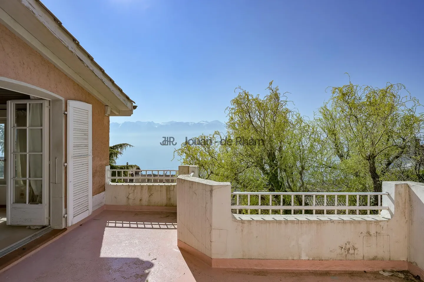 Bourg-en-Lavaux | Charmantes Haus mit Aussicht - Foto 3 von 13