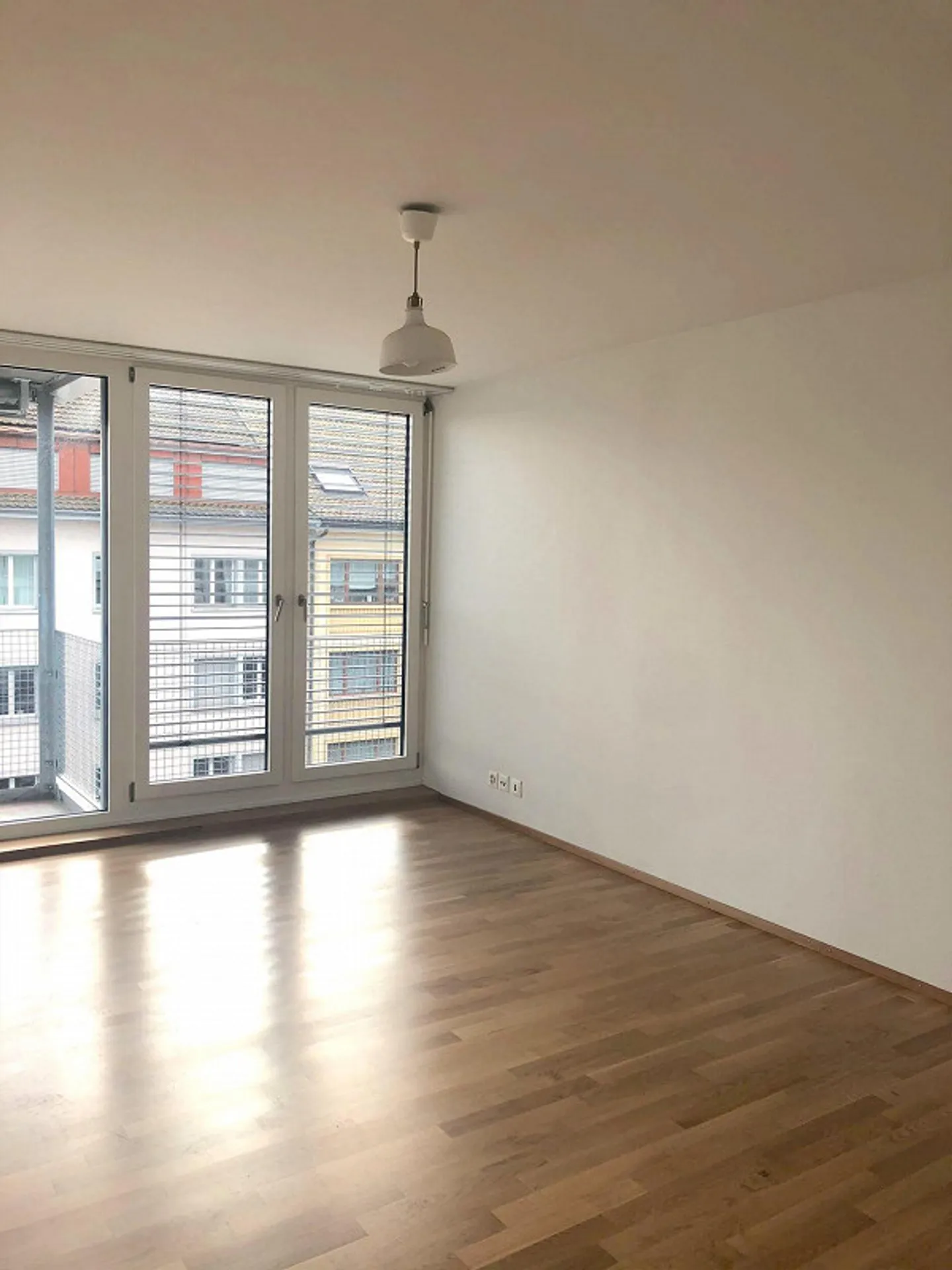 Appartamento da sogno di 1,5 stanze con balcone in posizione centrale - Foto 5 di 10