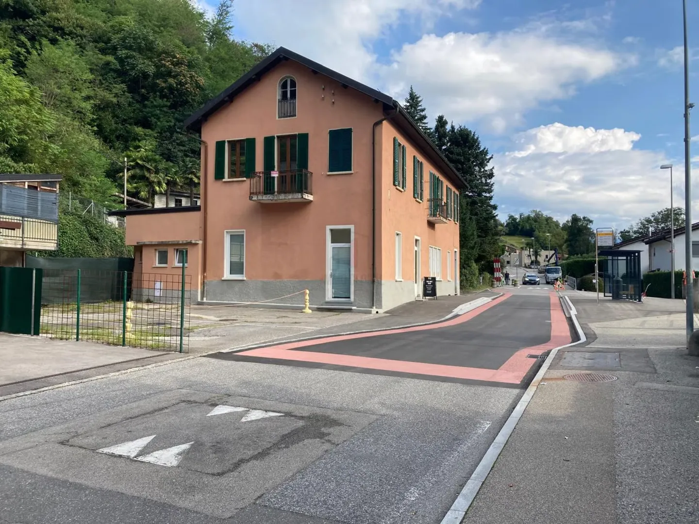 RIDUZIONE DEL PREZZO: OCCASIONE OTTIMALE - Foto 1 di 13