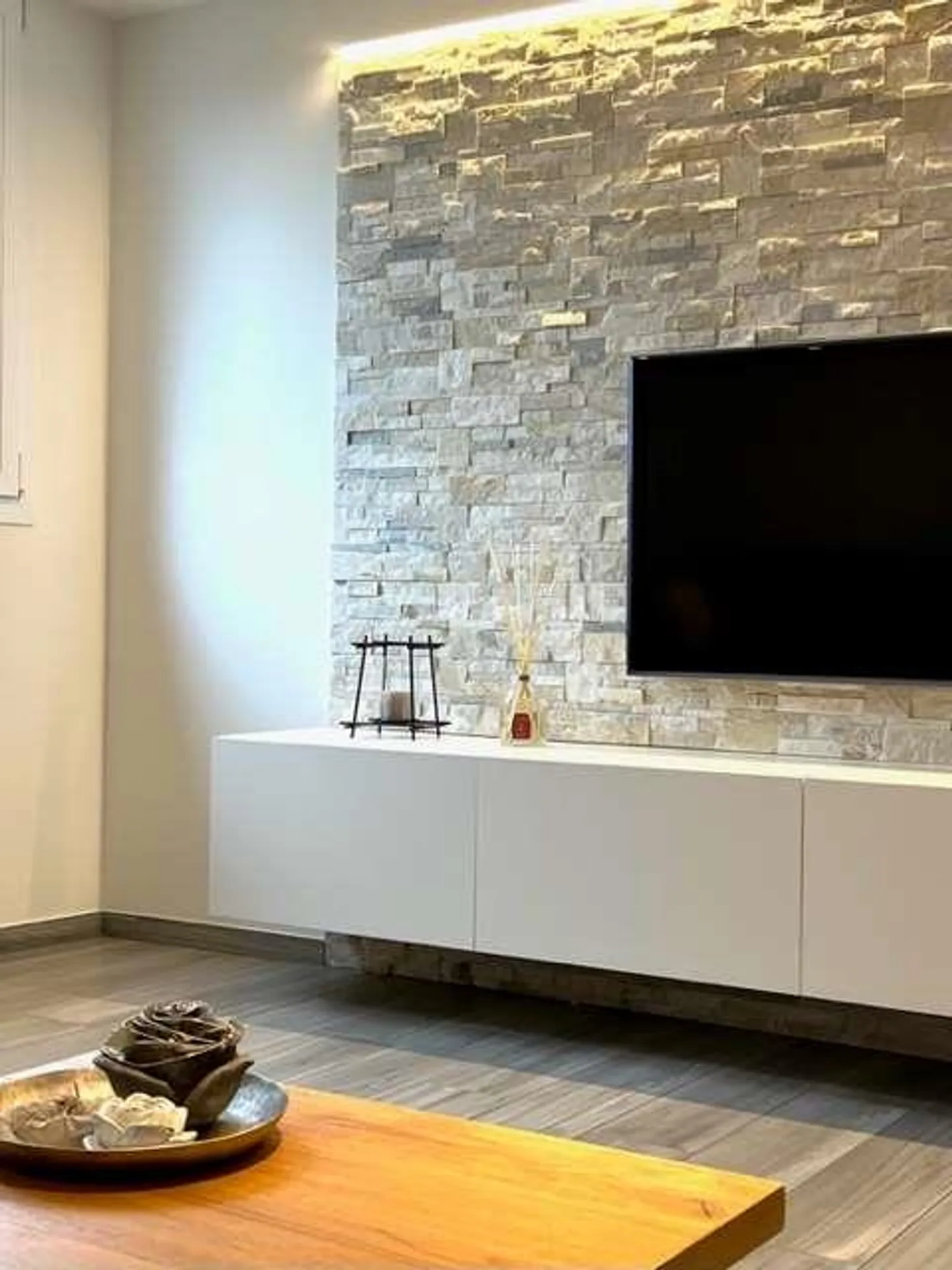 Neue Wohnung im Zentrum von Giubiasco - Foto 6 von 13