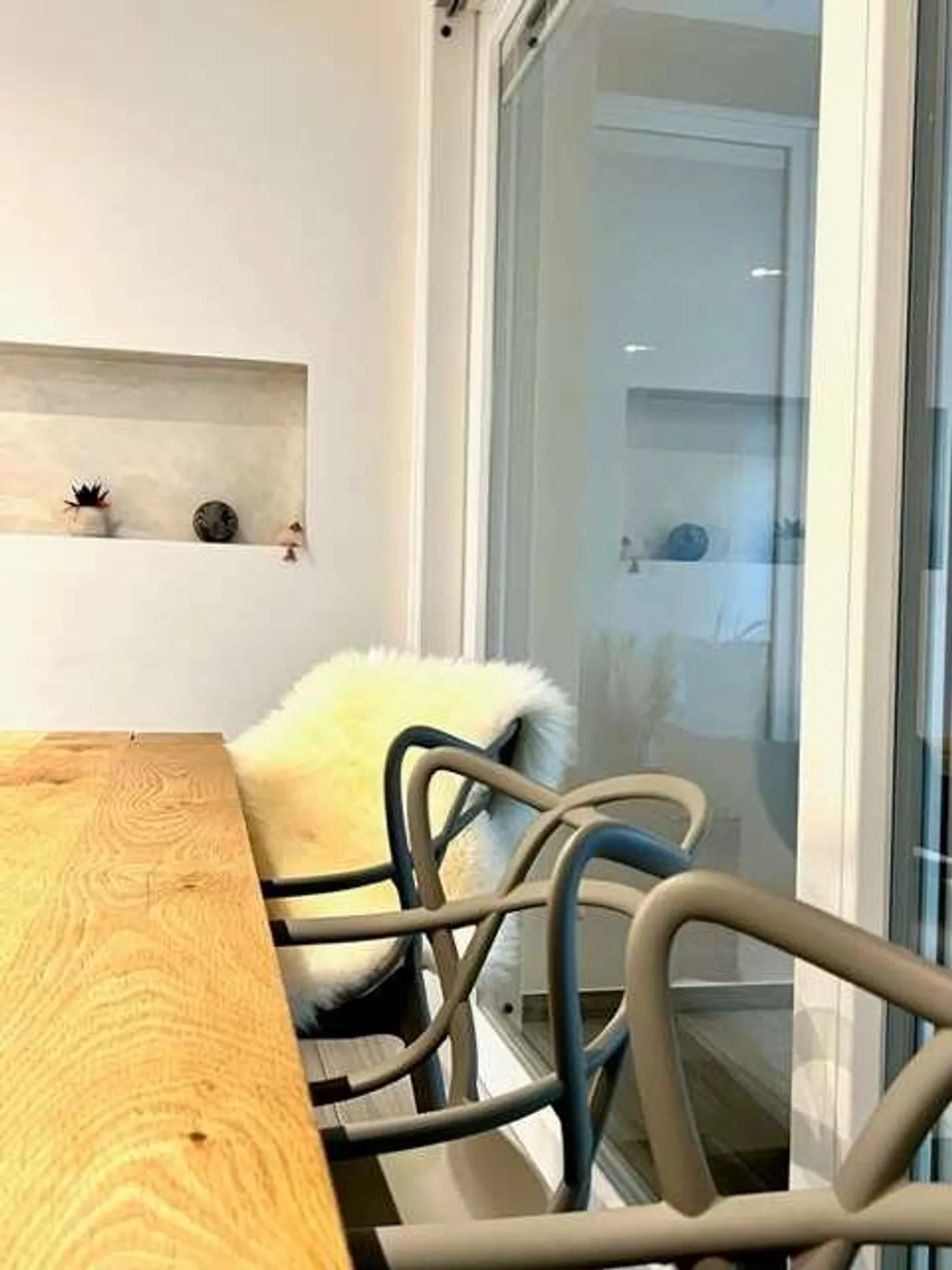 Neue Wohnung im Zentrum von Giubiasco - Foto 9 von 13