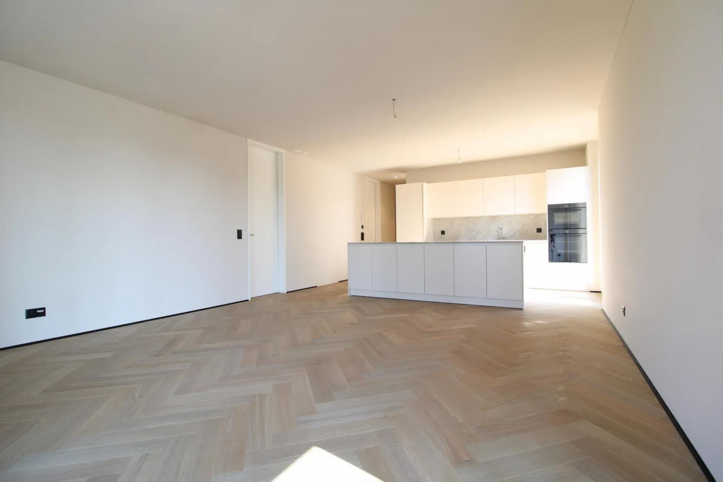 Modernes Apartment mit Garten - Foto 4 von 19
