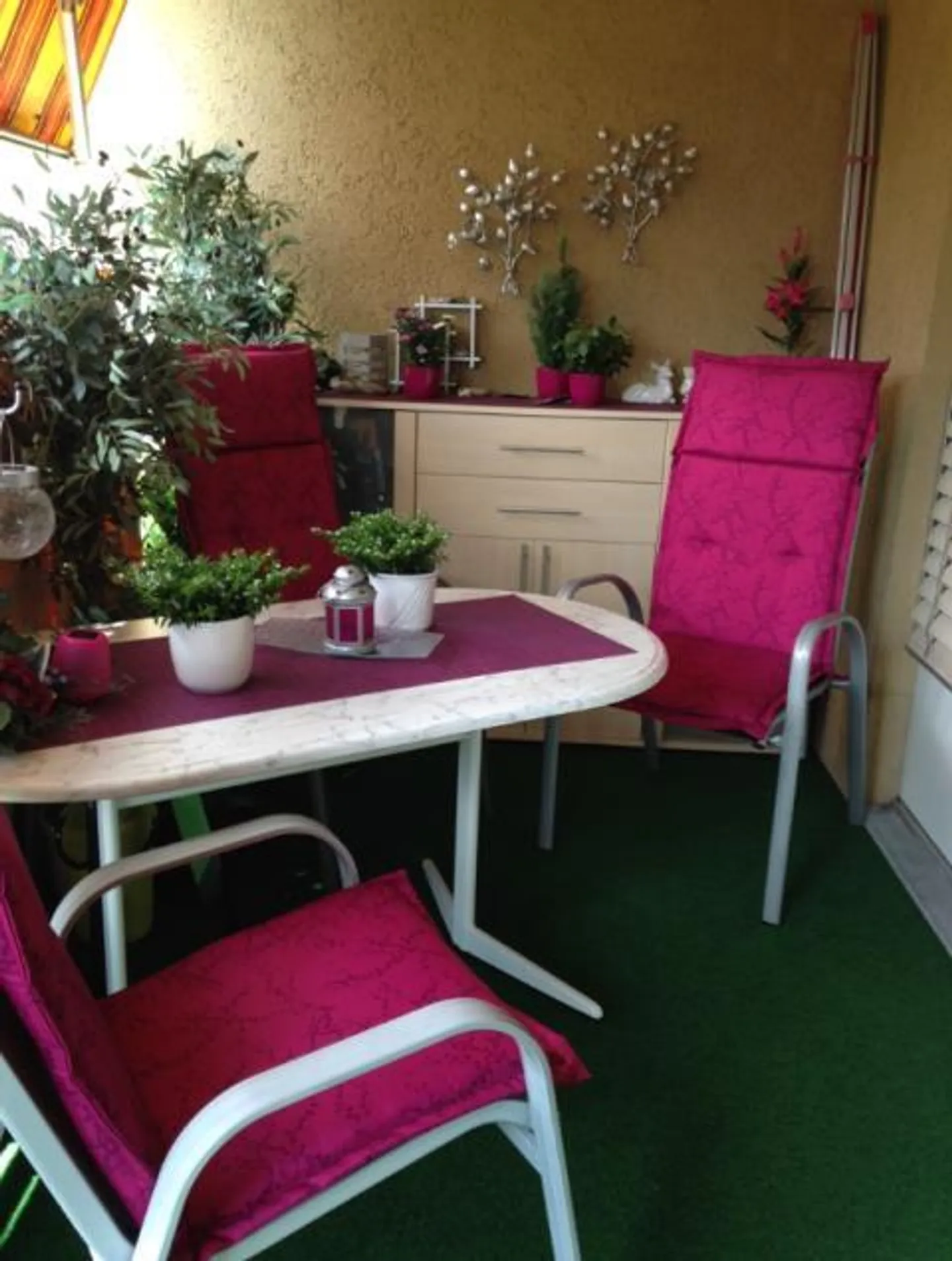 Charmante Wohnung mit Balkon - Foto 4 von 4