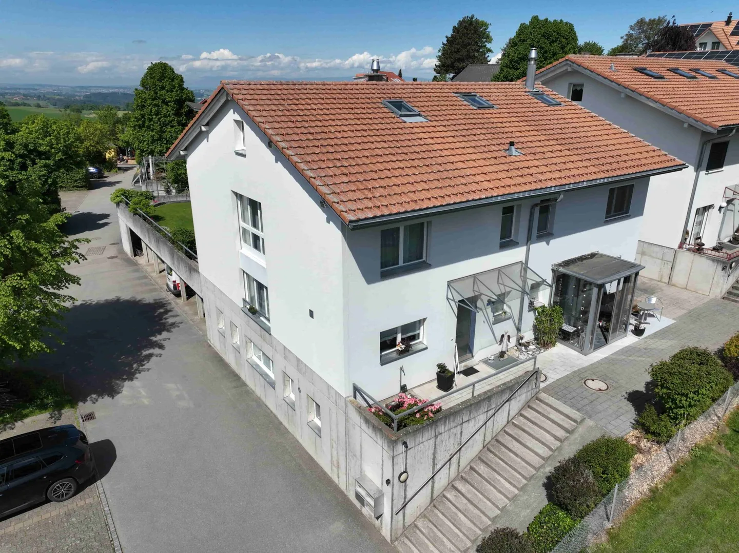 Bellissima casa bifamiliare, oltre 180 m2 di superficie abitabile - Foto 2 di 12