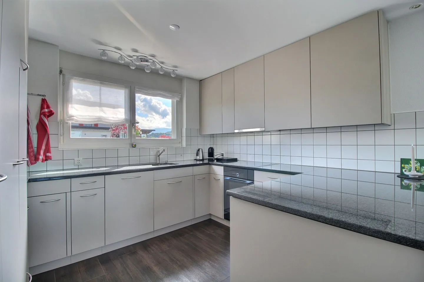 Bellissima casa bifamiliare, oltre 180 m2 di superficie abitabile - Foto 5 di 12